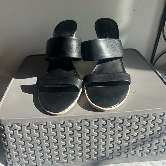 ⚡️Y2K ⚡️Kate Spade white block heel strap sandal!! Size 9.5 - Picture 2 of 7